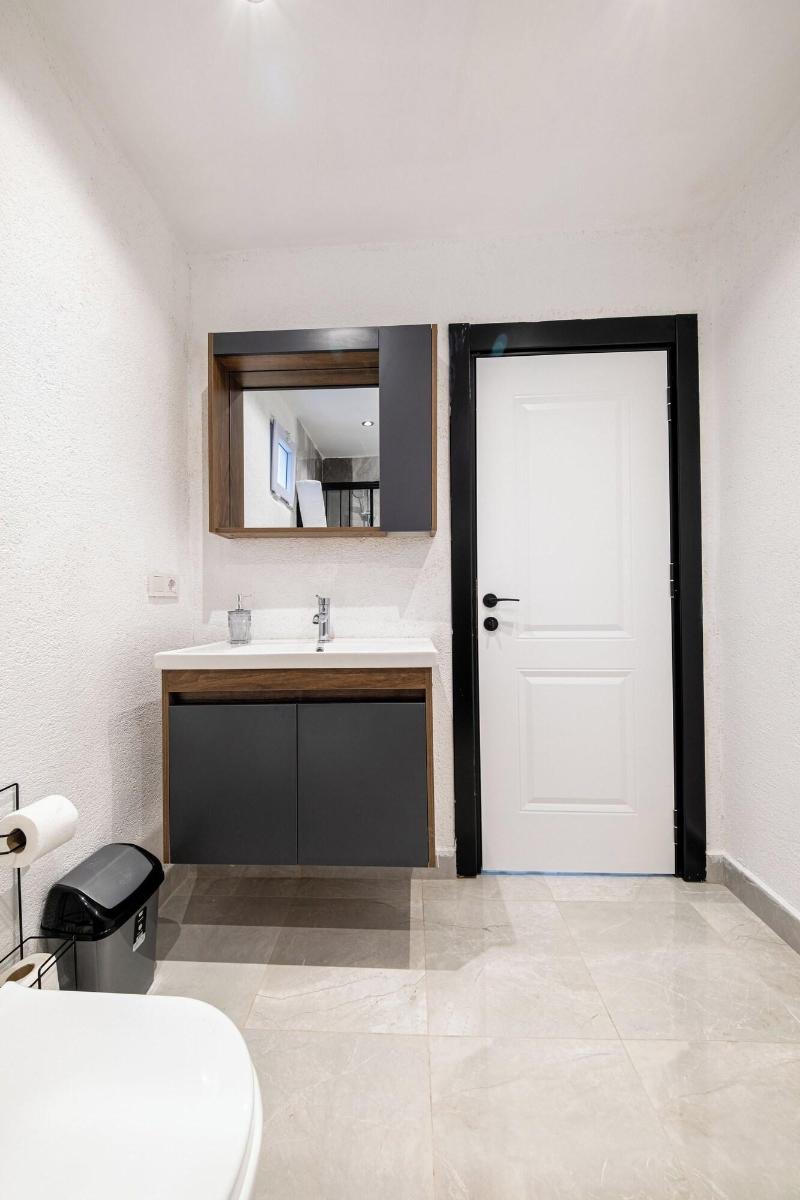 Hexa Apartments Sisli image