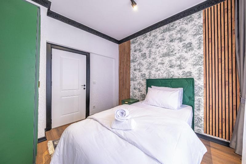 Hexa Apartments Sisli image