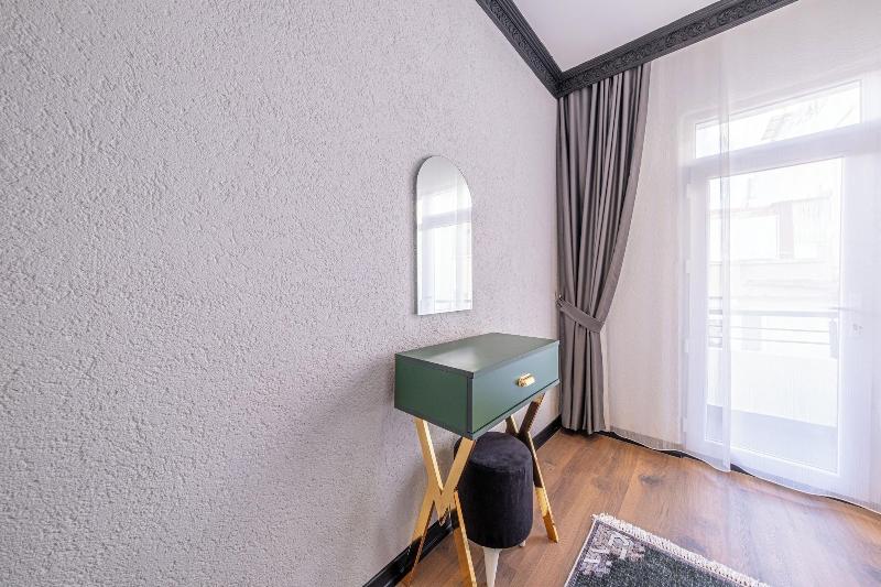 Hexa Apartments Sisli image