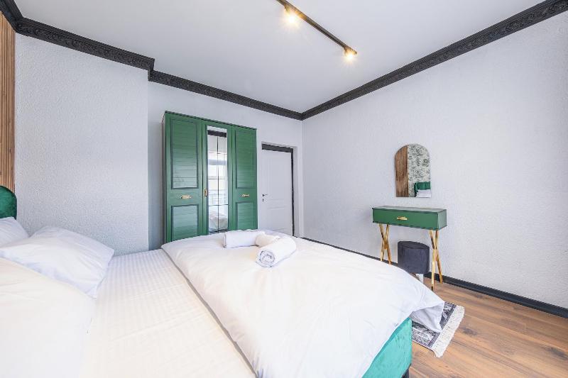 Hexa Apartments Sisli image