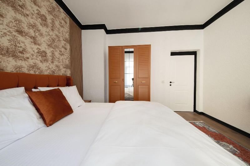 Hexa Apartments Sisli image