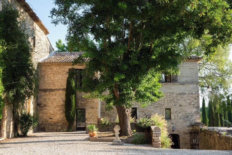 Prieura Saint Nicolas Les Maisons image