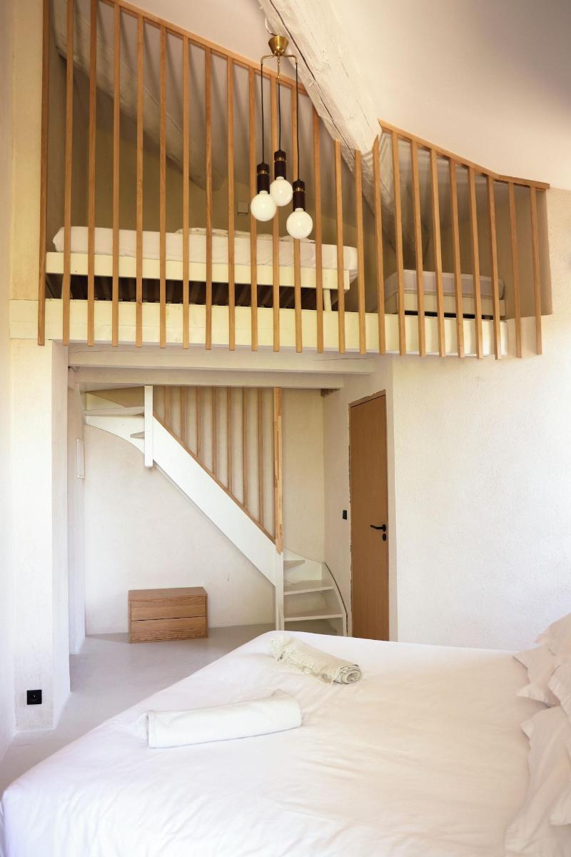 Prieura Saint Nicolas Les Maisons image