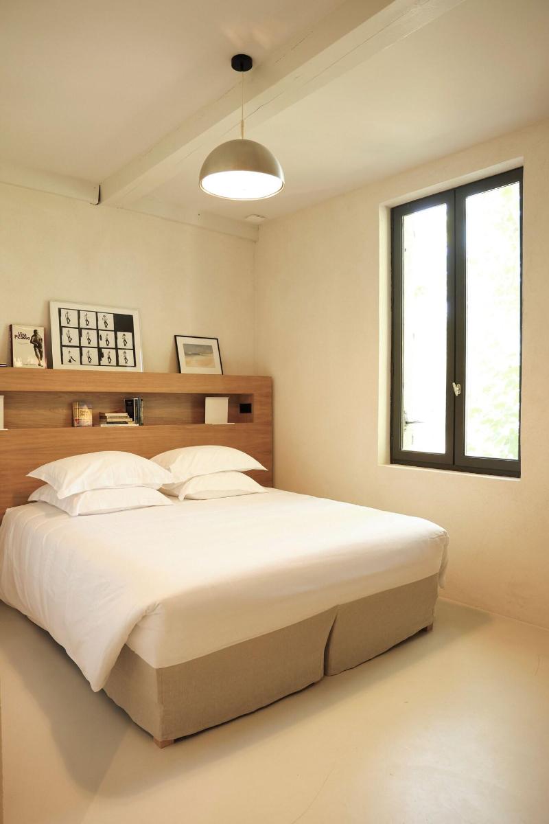 Prieura Saint Nicolas Les Maisons image
