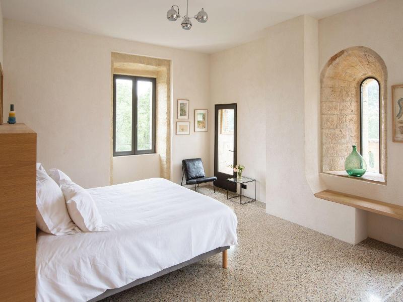 Prieura Saint Nicolas Les Maisons image