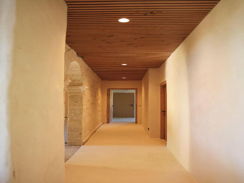 Prieura Saint Nicolas Les Maisons image