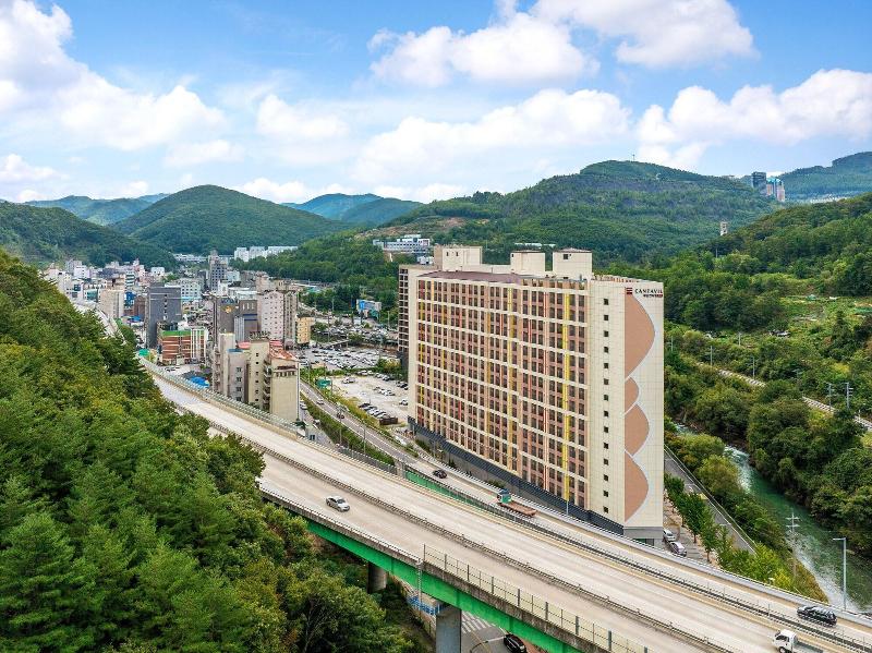 Ariari Hotel image