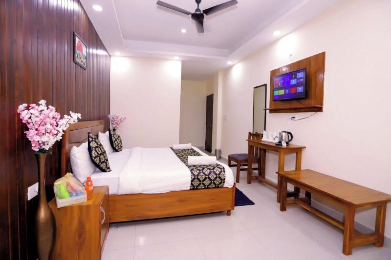 Corporate Inn 52 image