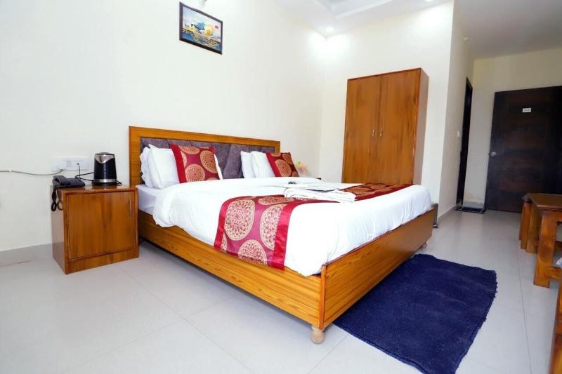 Corporate Inn 52 image
