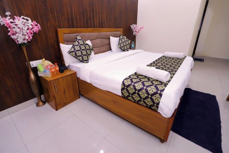 Corporate Inn 52 image