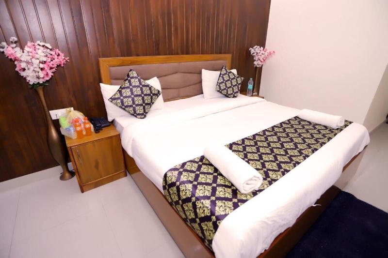 Corporate Inn 52 image