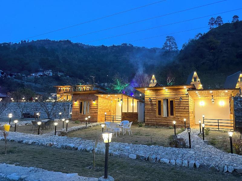 Cabana Riverside Resort image