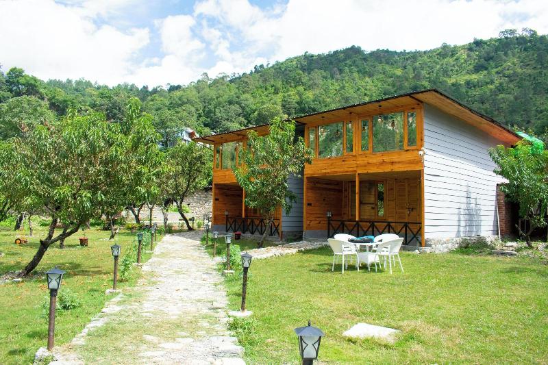 Cabana Riverside Resort image
