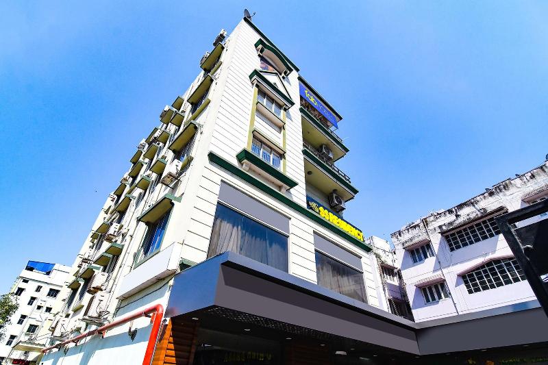 Fabhotel S Residency — exterior view
