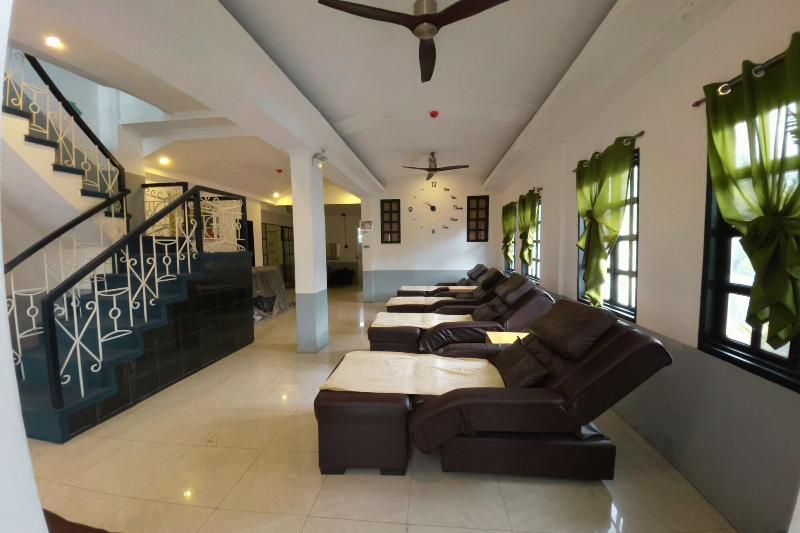Bluewing Hotel Angeles Powered By Cocotel image