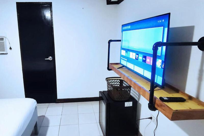 Bluewing Hotel Angeles Powered By Cocotel image