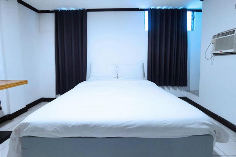 Bluewing Hotel Angeles Powered By Cocotel image