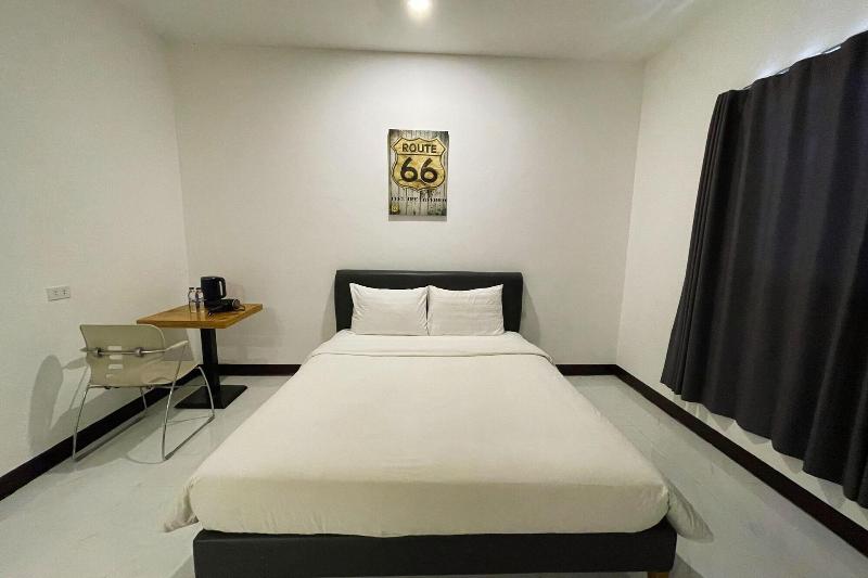 Bluewing Hotel Angeles Powered By Cocotel image
