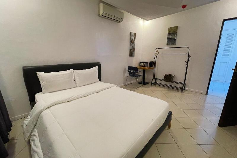 Bluewing Hotel Angeles Powered By Cocotel image