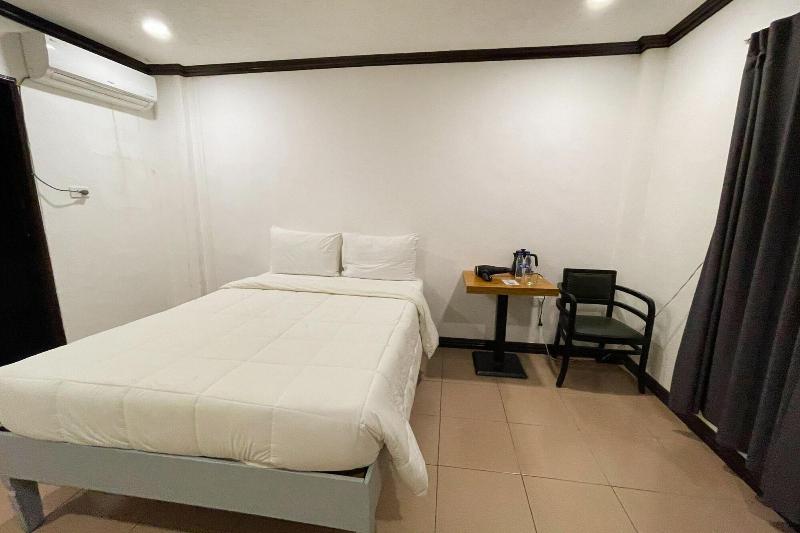 Bluewing Hotel Angeles Powered By Cocotel image