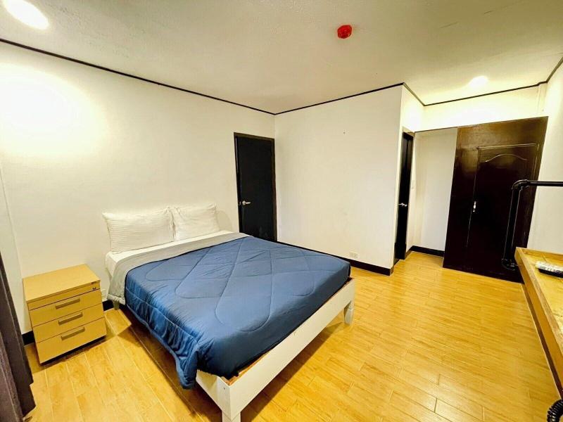 Bluewing Hotel Angeles Powered By Cocotel image