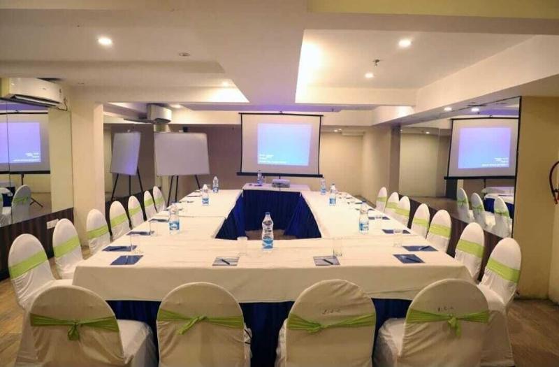 Hotel Ballygunge Luxury image