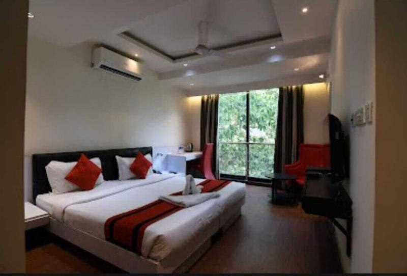 Hotel Ballygunge Luxury image