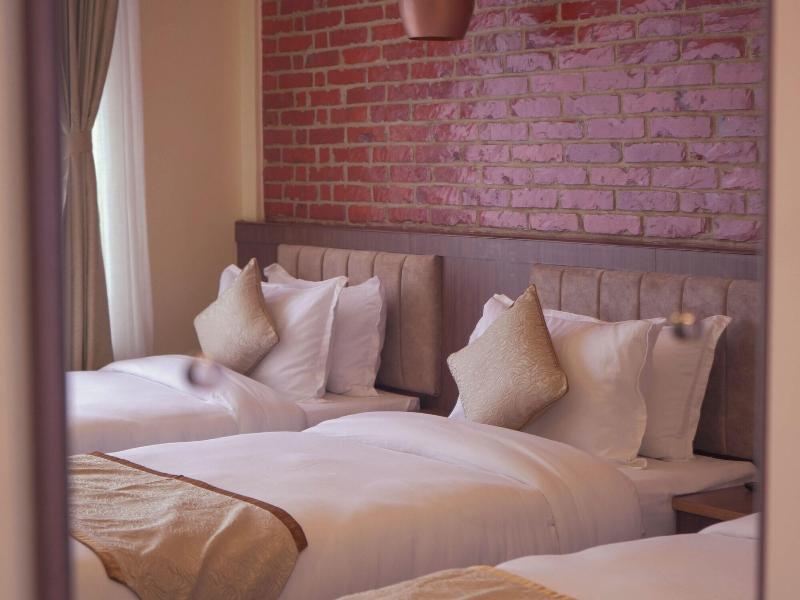 Temple Himalaya Hotel Spa image