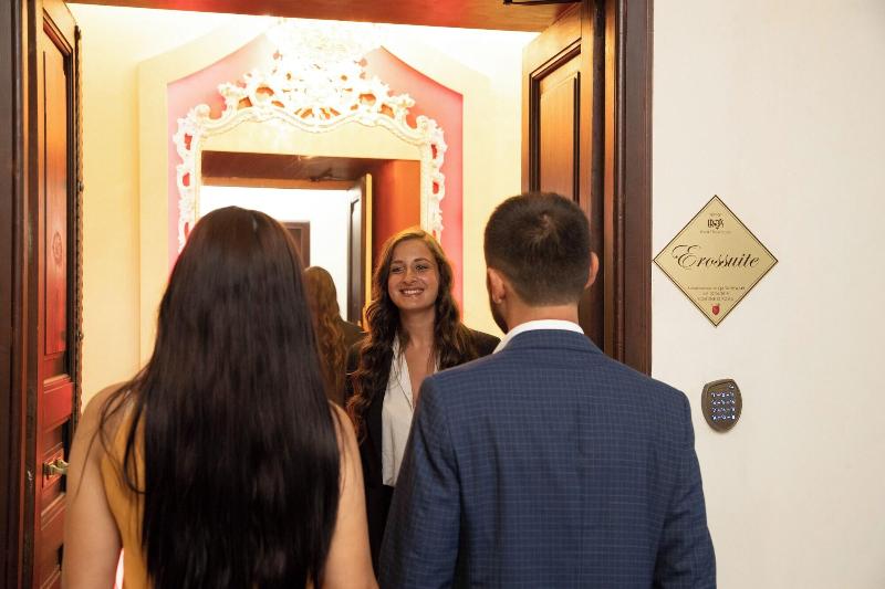 Guest House Eros Suite image