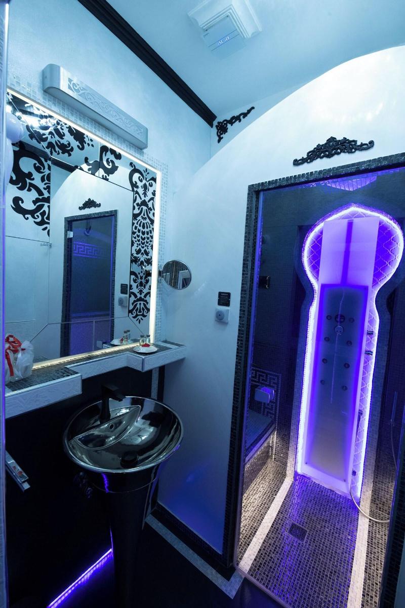 Guest House Eros Suite image