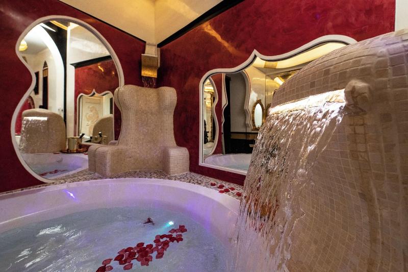 Guest House Eros Suite image