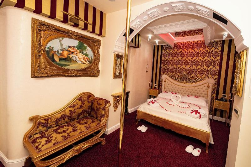 Guest House Eros Suite image