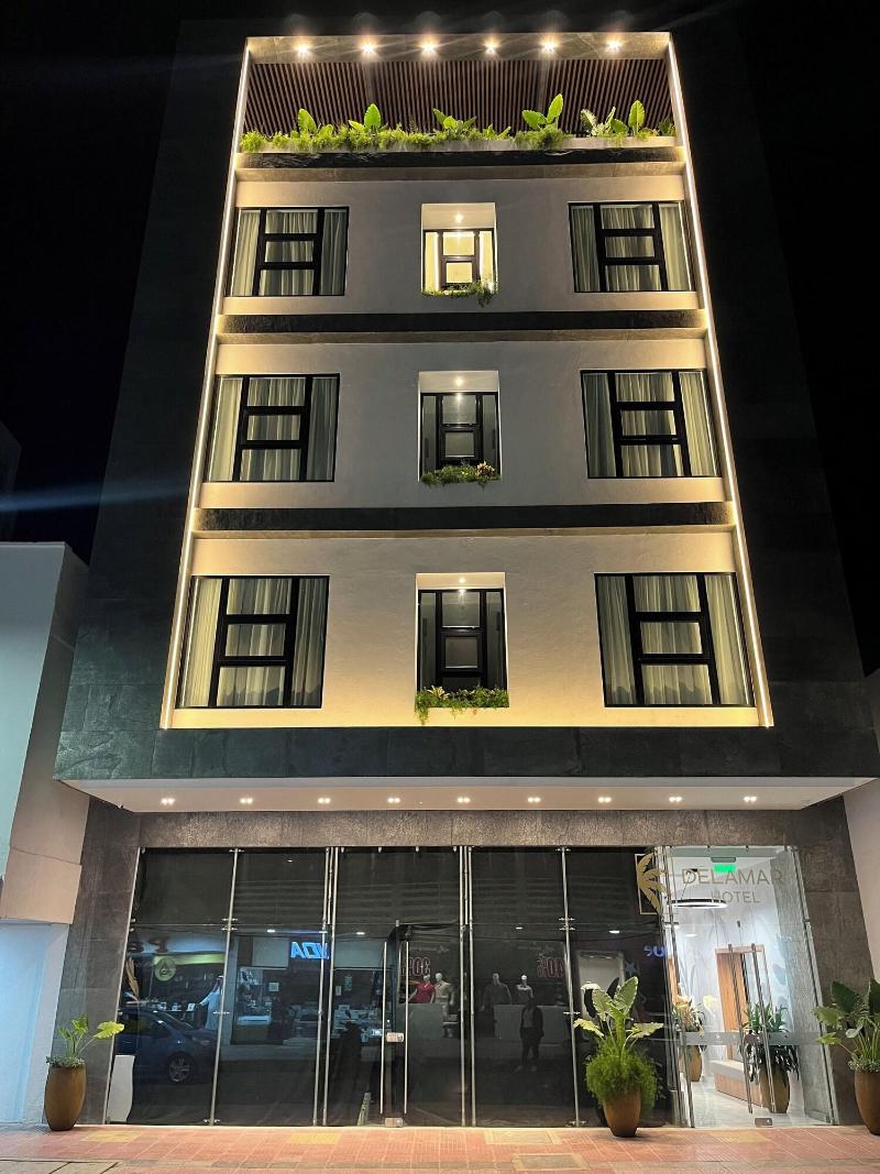 Delamar Hotel image