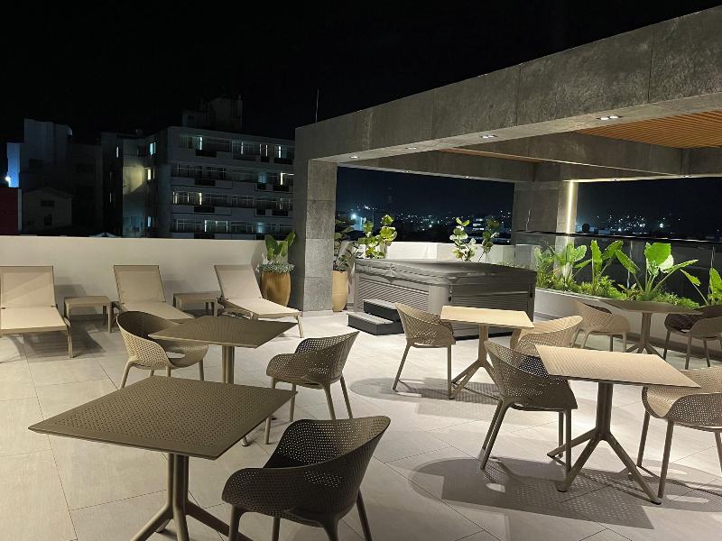 Delamar Hotel image