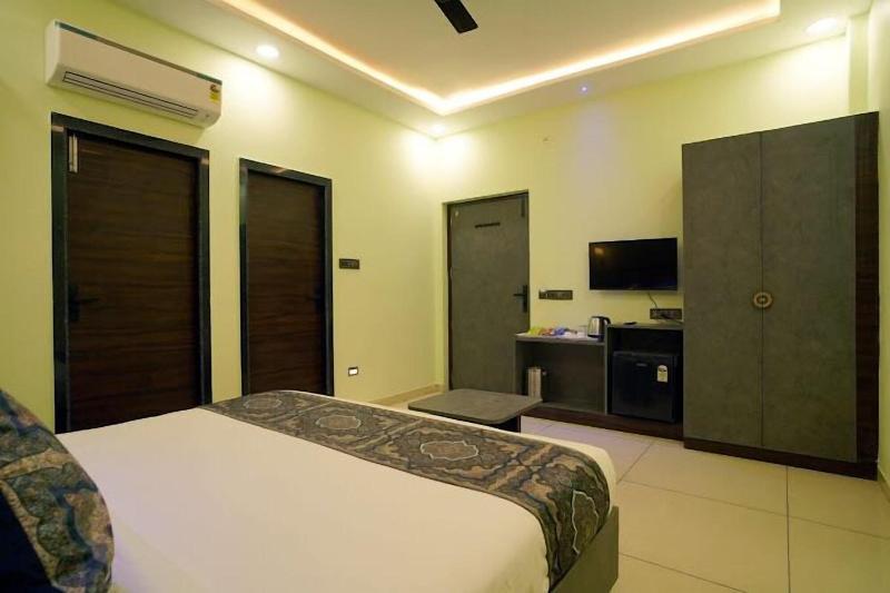 Vivan Palace image