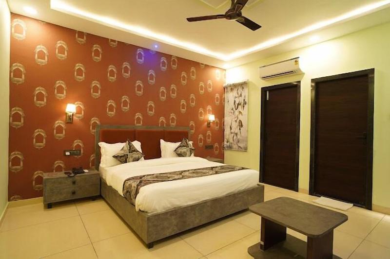 Vivan Palace image