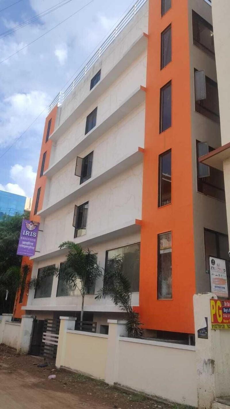 Hotel Iris Executive image
