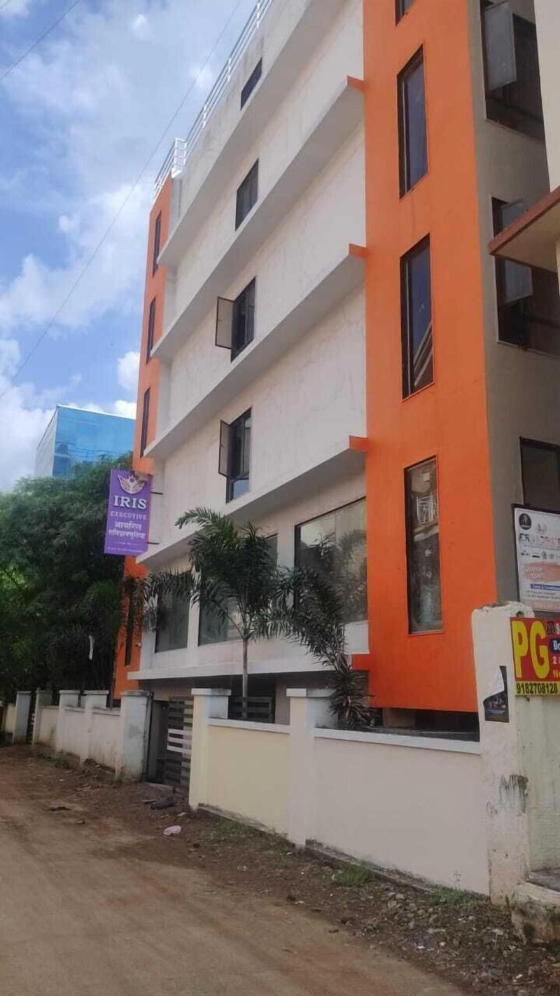 Hotel Iris Executive image