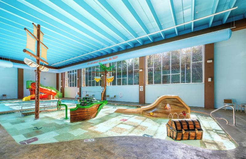 Compass Hotel By Margaritaville image