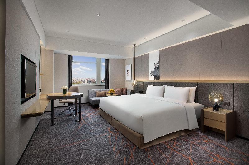 Crowne Plaza Shanghai Fudan image