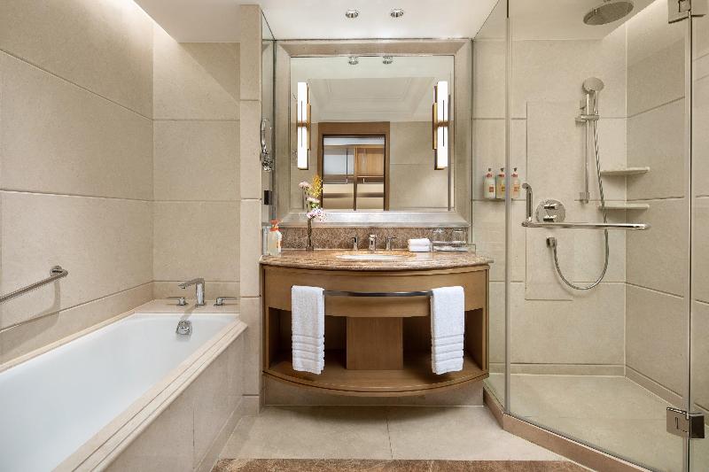 Crowne Plaza Shanghai Fudan image
