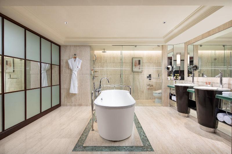 Crowne Plaza Shanghai Fudan image