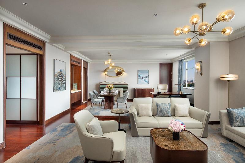 Crowne Plaza Shanghai Fudan image