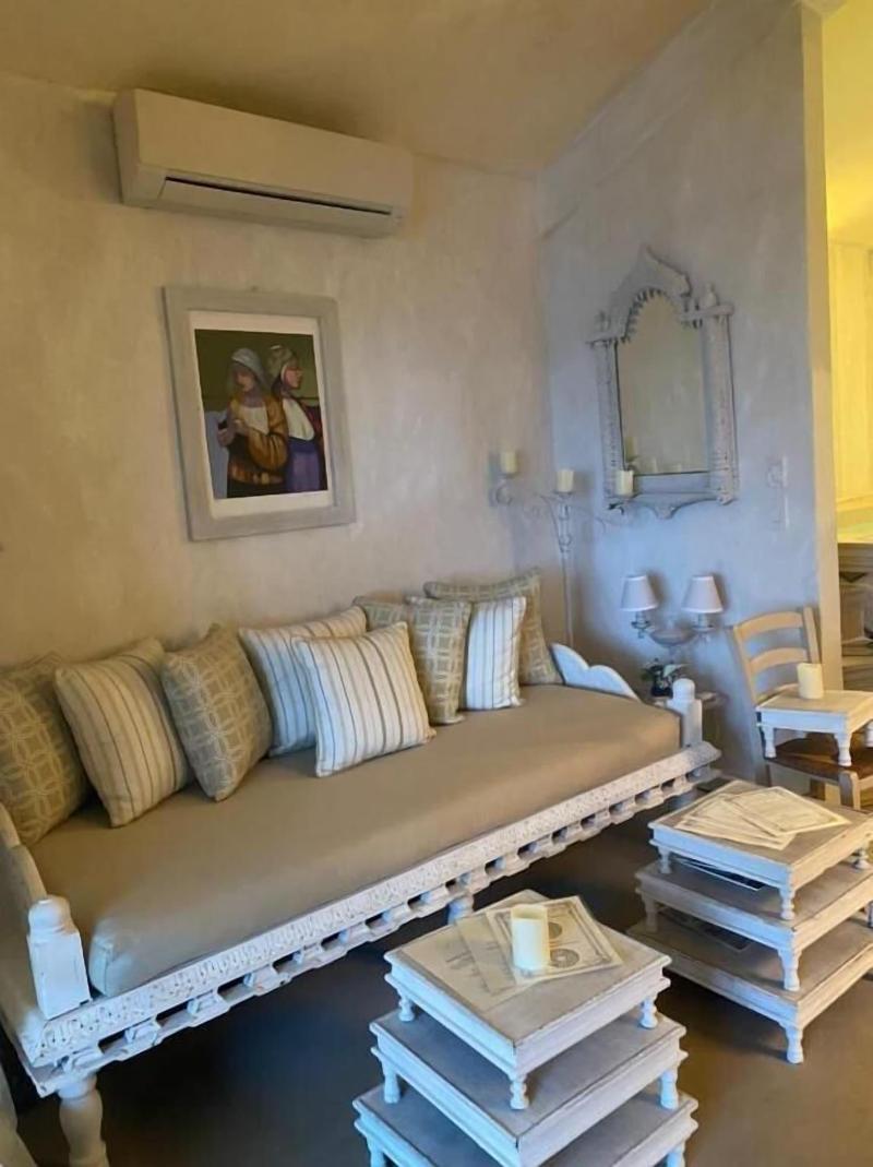 Villa Caprichosa image