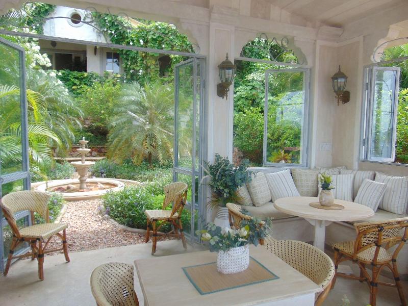 Villa Caprichosa image