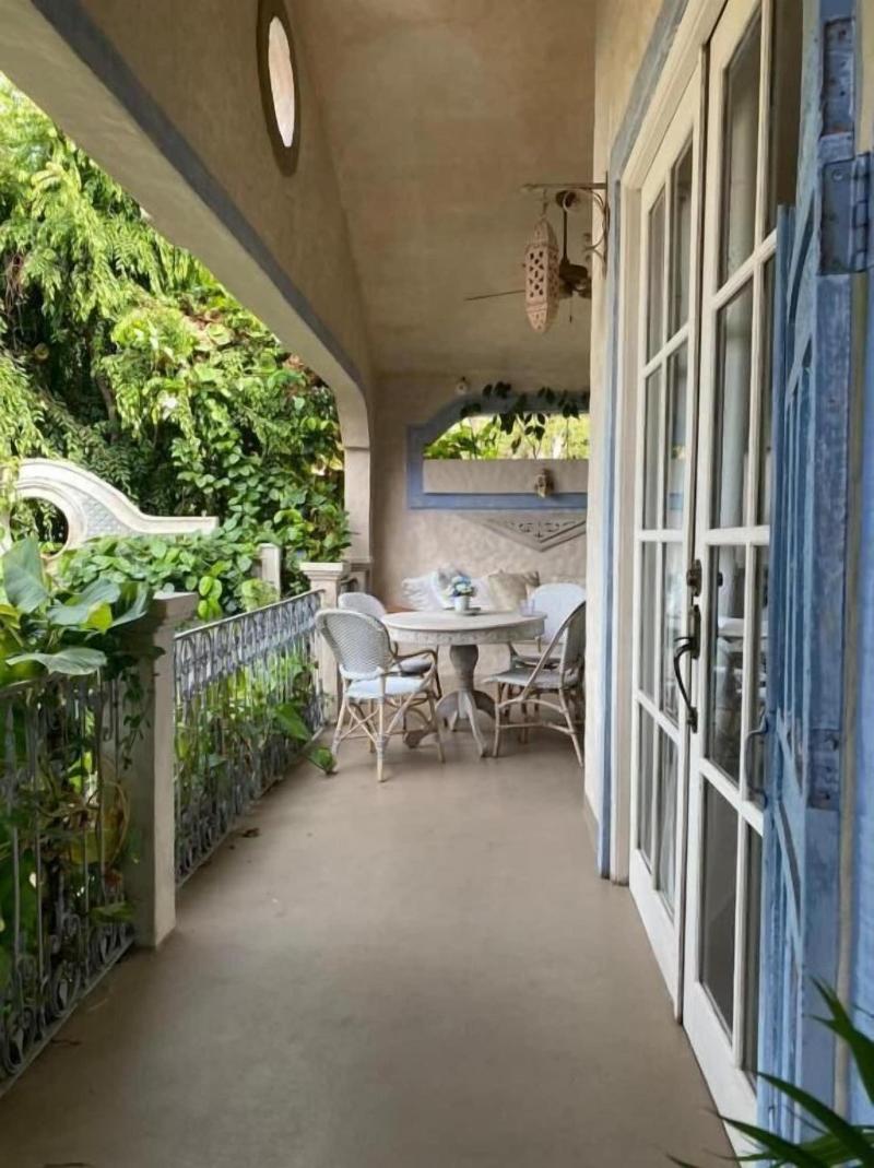 Villa Caprichosa image