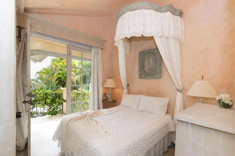 Villa Caprichosa image