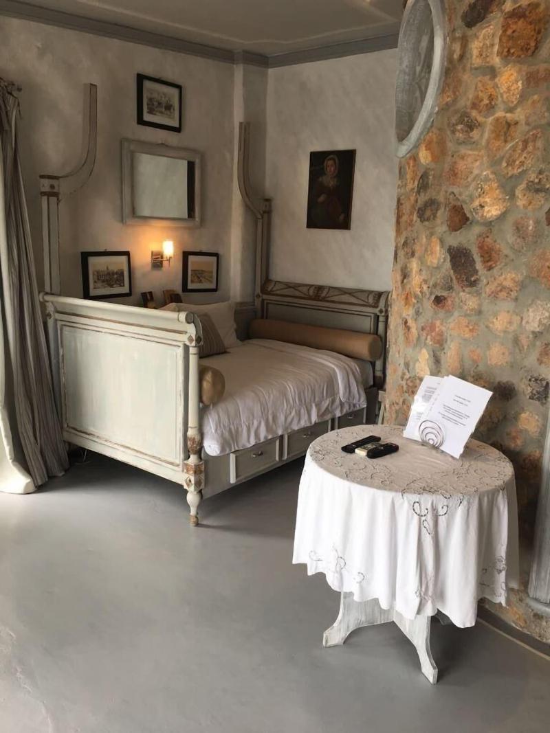 Villa Caprichosa image