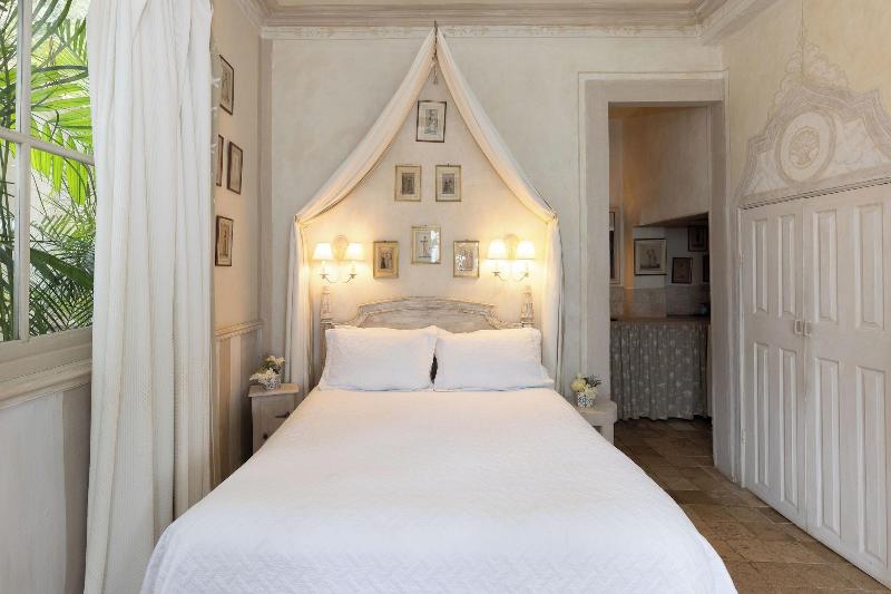 Villa Caprichosa image
