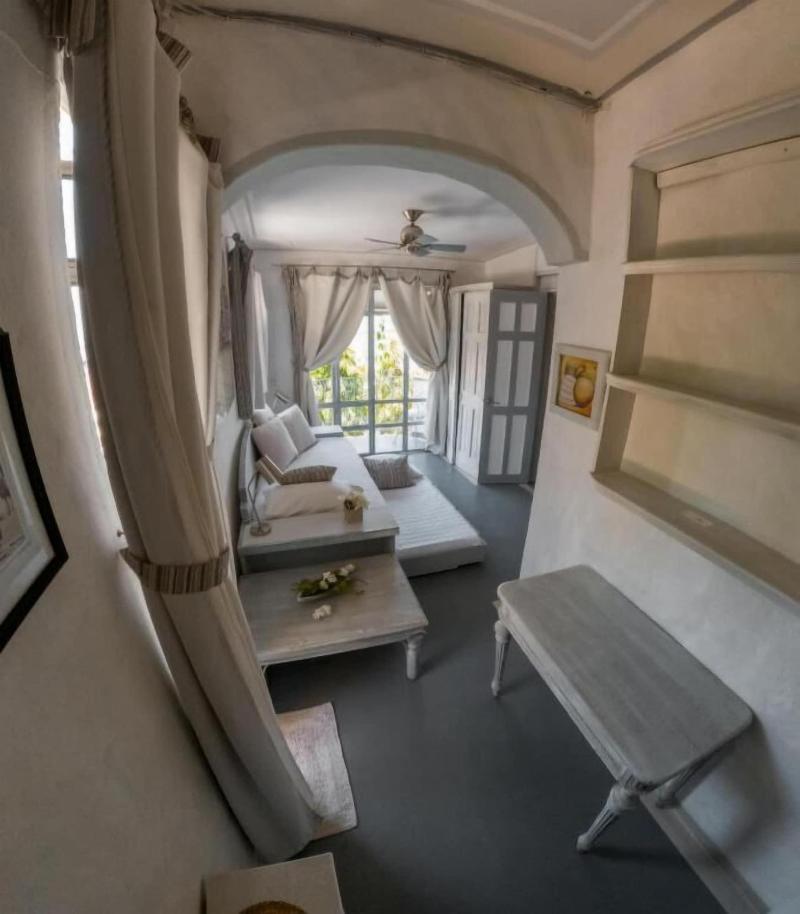 Villa Caprichosa image